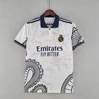 Maillot Real Madrid édition spéciale dragon blanc