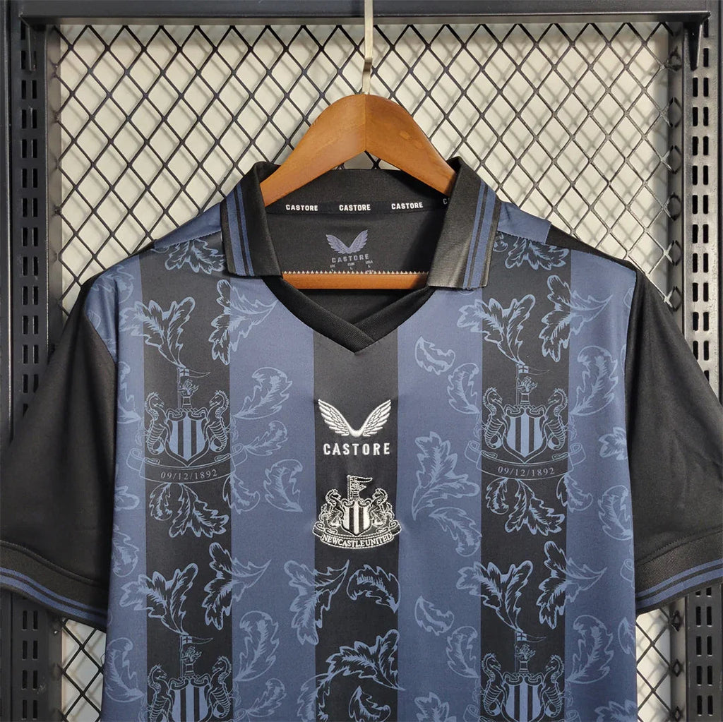 Maillot Newcastle concept 2022-23