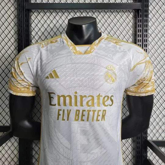 Maillot Real Madrid édition limitée doré