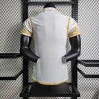 Maillot Real Madrid édition limitée doré