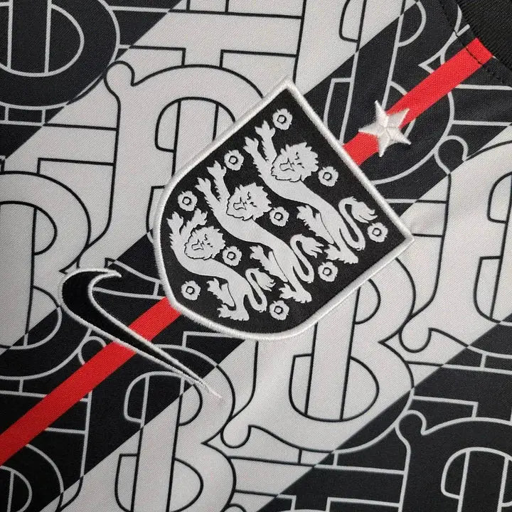England x BRBRRY Schwarz/Weiß