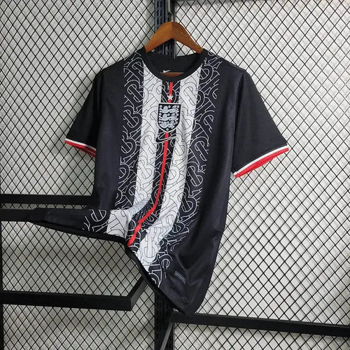 Angleterre x BRBRRY Black/White Passe D