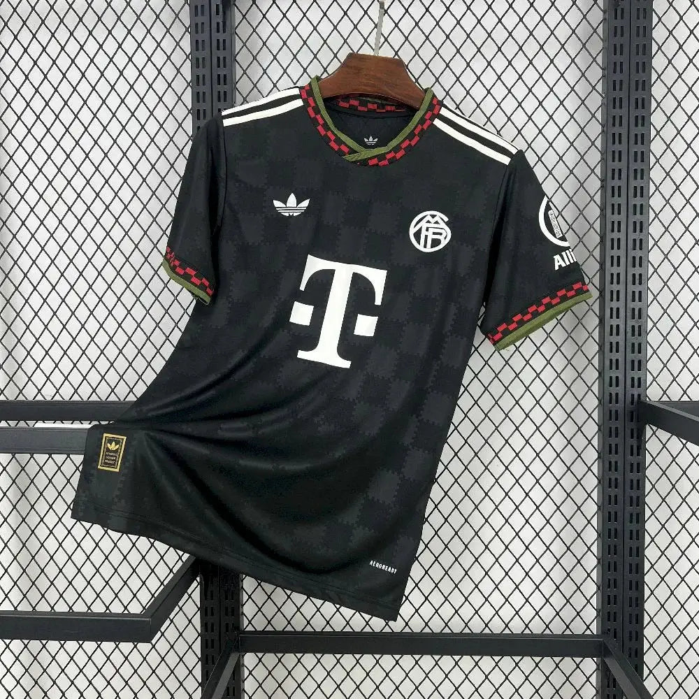 Bayern München Auswärts Drittes Trikot 2025/2026