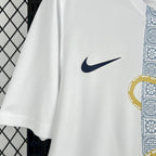 Maillot Tottenham concept 2025-26