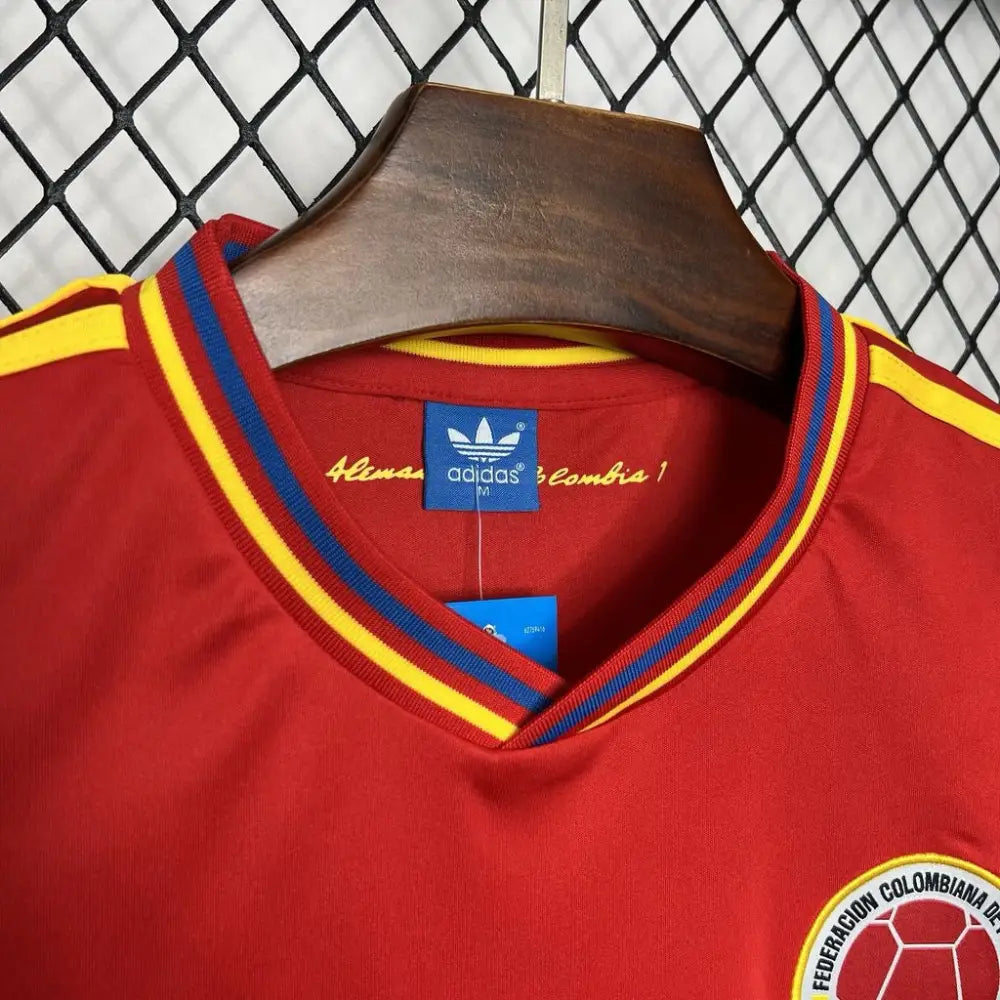 Kolumbien Auswärts Retro 1990