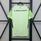 FC Bayern Munich Gardien 2025/2026