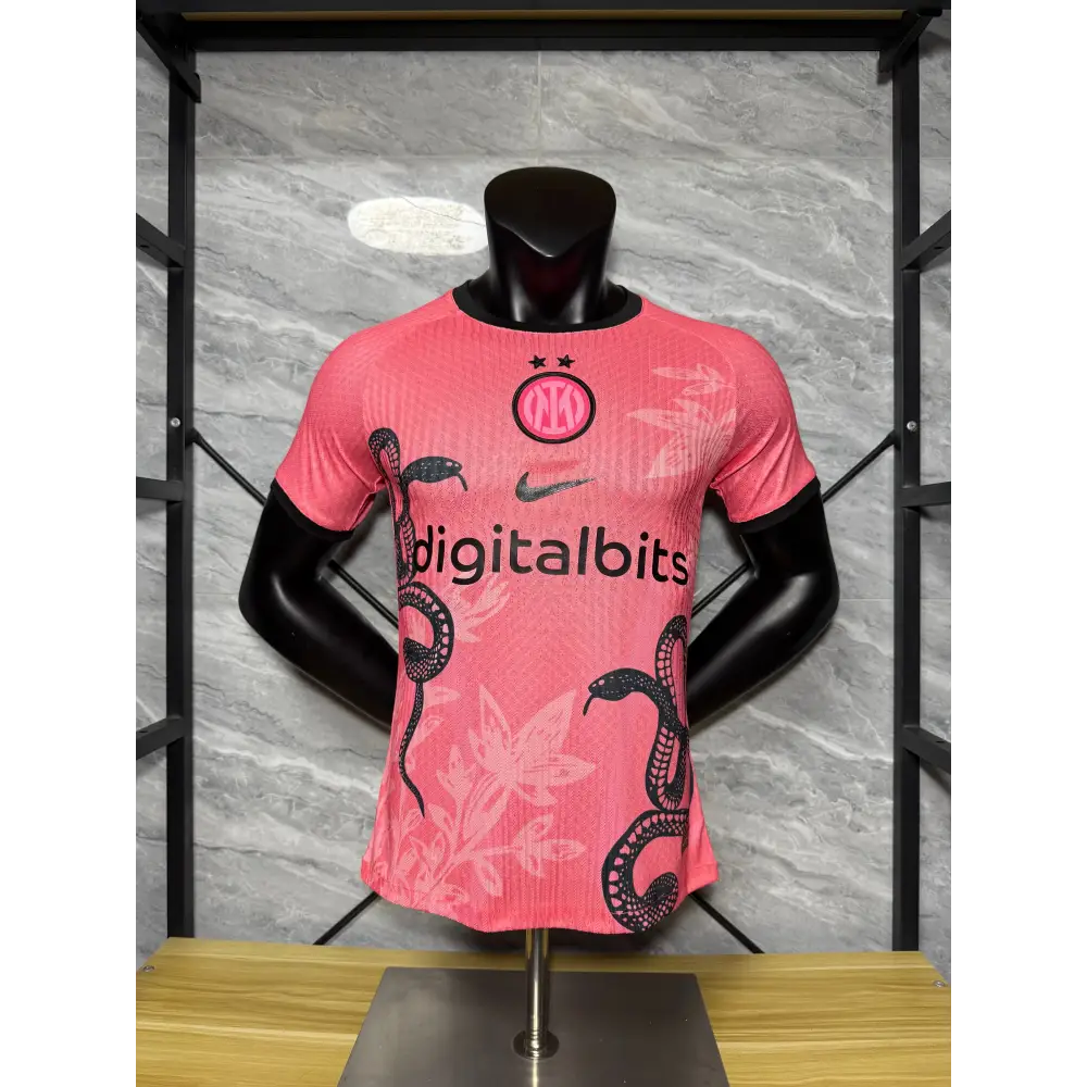 Inter Milan Pink Edition Player Version 2025/2026