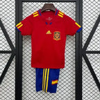 Kids' Spain Home Retro Kit 2010