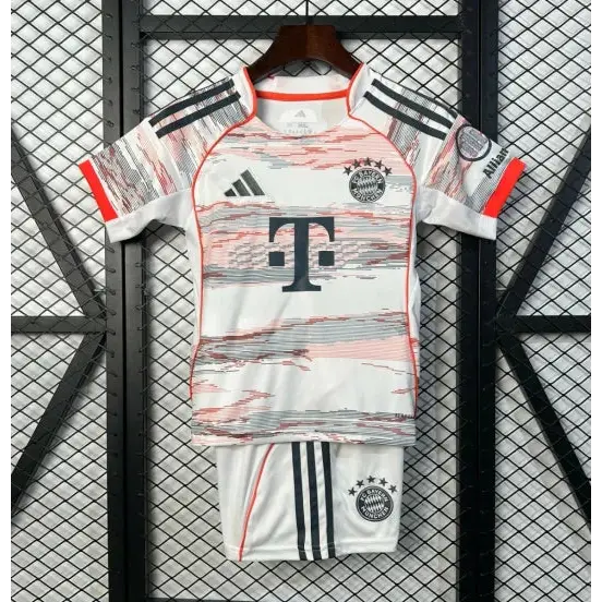 FC Bayern München Auswärts Trikot-Set für Kinder 2025/2026