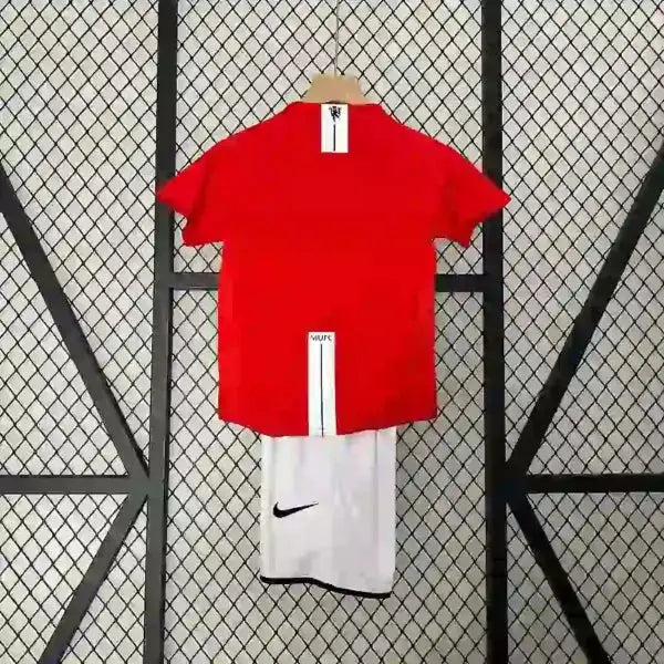 Manchester United Kids' Home Retro Kit 2007/2008