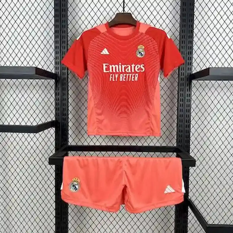 Real Madrid Goalkeeper Kids' Kit 2025/2026