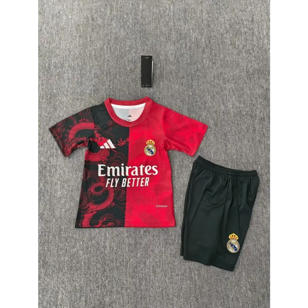 Real Madrid Kinder-Set Sonderedition Rot 25/26