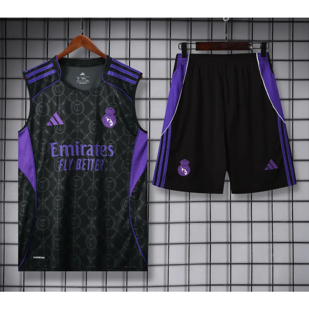 Real Madrid Trainingsausrüstung Schwarz & Violett 2025/2026