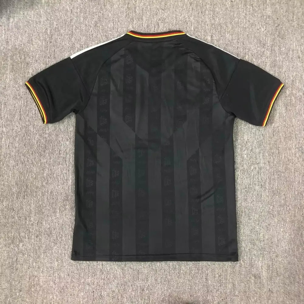 Deutschland Training Trikot schwarz WM 2026