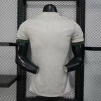 FC Bayern München Spielertrikot Oktoberfest Edition 2025/2026