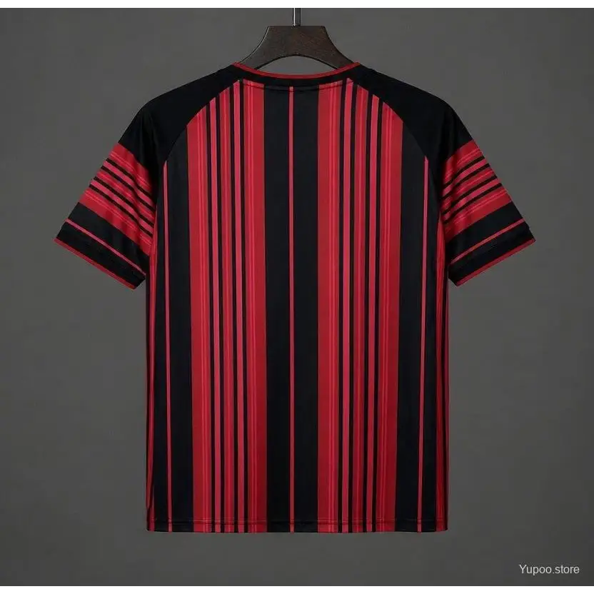 Eintracht Frankfurt Heimtrikot 2026/2027