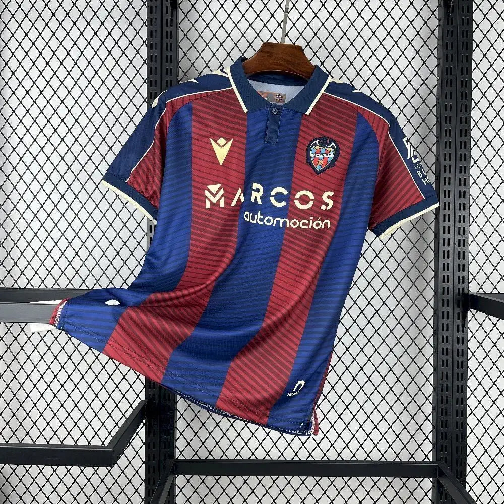 Levante Heimtrikot 2025/2026