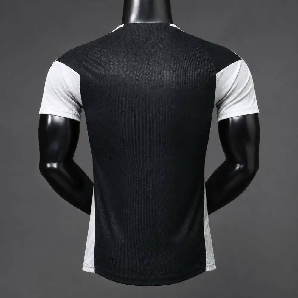 Maillot Liverpool Training 2026/2027 Version joueur Passe D
