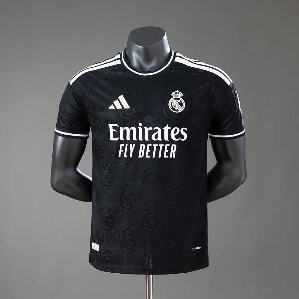 Maillot Real Madrid 2026/2027 Concept Noir Version Joueur