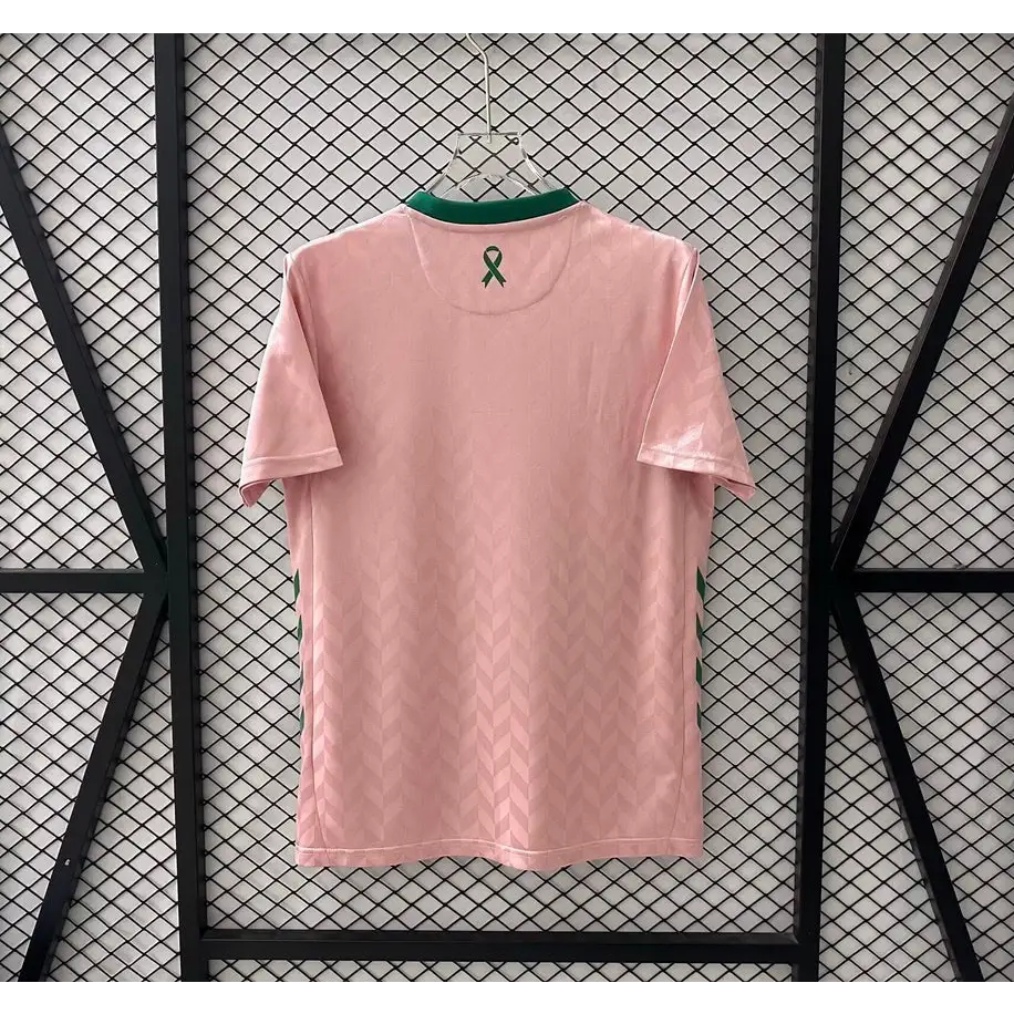 Saint-Étienne Trikot Konzept Rosa 2025/2026