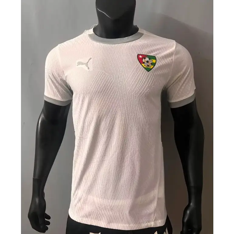 Togo Konzept-Trikot weiß Spielerversion 2025/2026