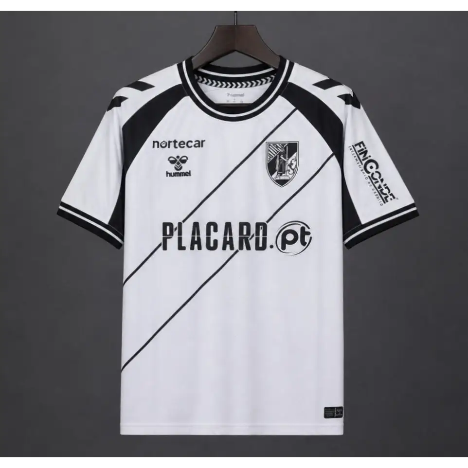 Maillot Vitoria de Guimaraes Extérieur 2026/2027 Passe D