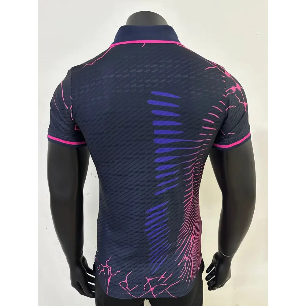 Real Madrid Gepard Violet Spielerversion 2025