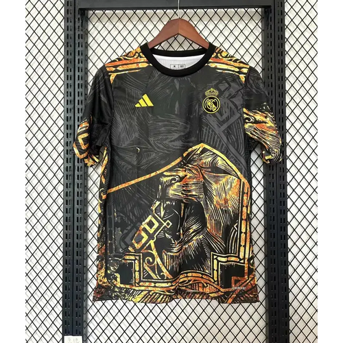Real Madrid Lion Jaune 2025/2026 Passe D