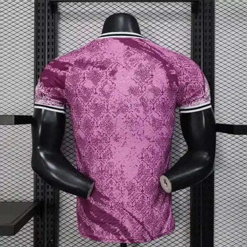 Real Madrid Spécial Edition Violet Version Joueur 2025/2026 Passe D